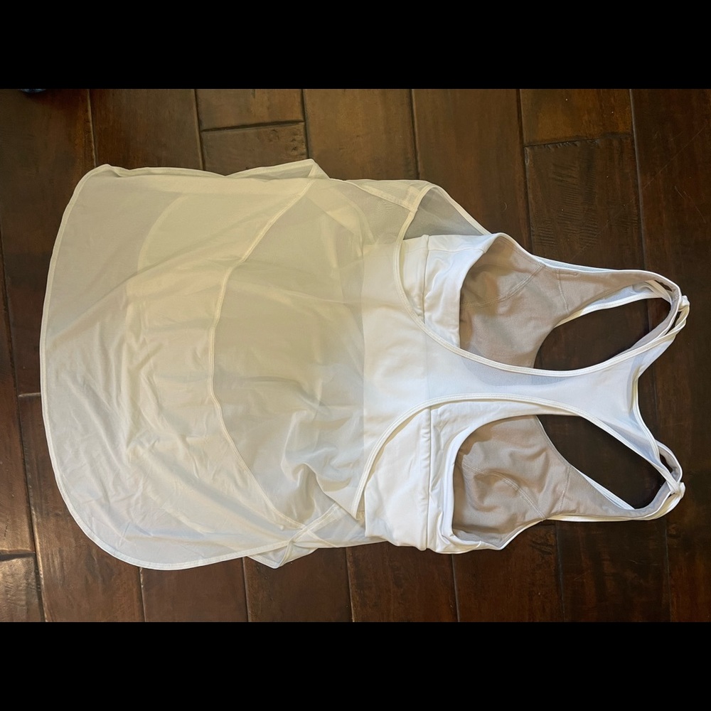 Lululemon tank and attached bra